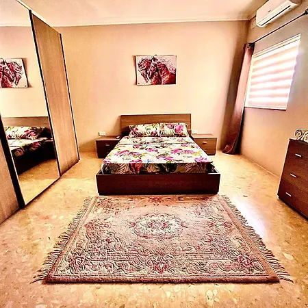In Typical Maltese Maisonette 2 Ta' Cikkun